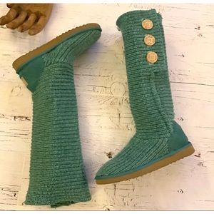 Ugg Carly teal suede/sweater boot size 8